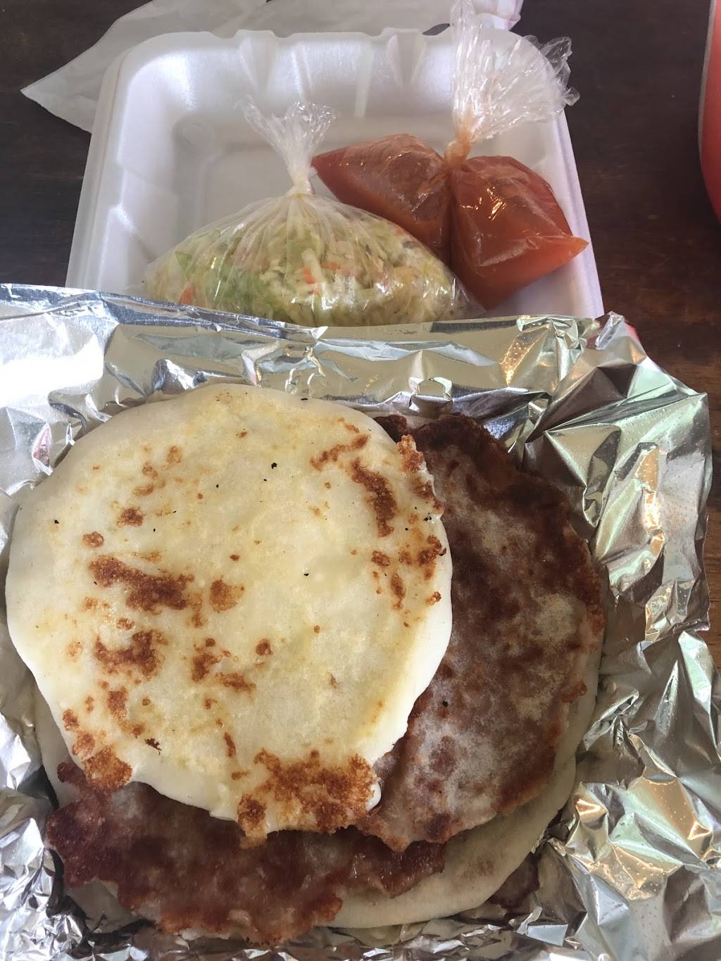 Catering Service La Quezalteca | restaurant | 2855 Corvallis Crescent, Indianapolis, IN 46222, USA | 3175603359 OR +1 317-560-3359