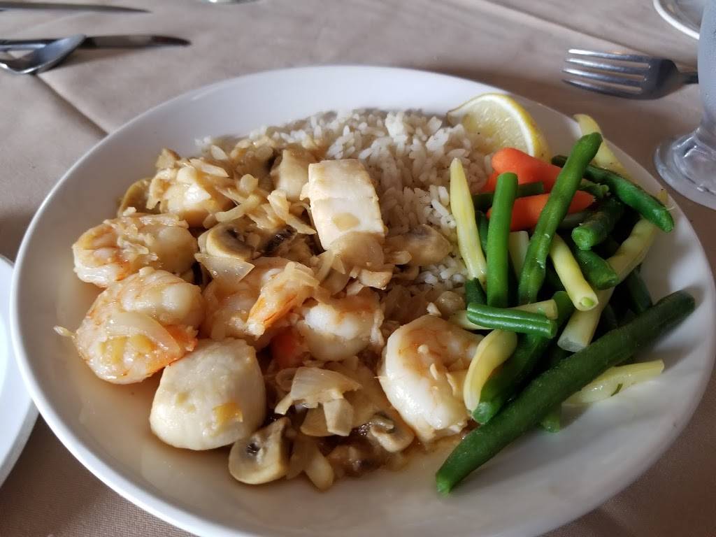 Andreas Steak & Sea Food House | restaurant | 264 Manitoba St, Bracebridge, ON P1L 1S5, Canada | 7056458841 OR +1 705-645-8841