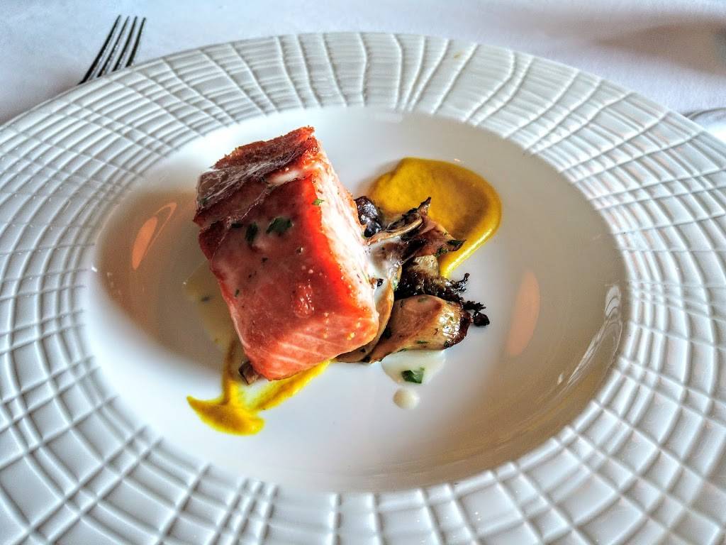 Bull and Bear | night club | 14200 Bonnet Creek Resort Ln a, Orlando, FL 32821, USA | 4075975500 OR +1 407-597-5500