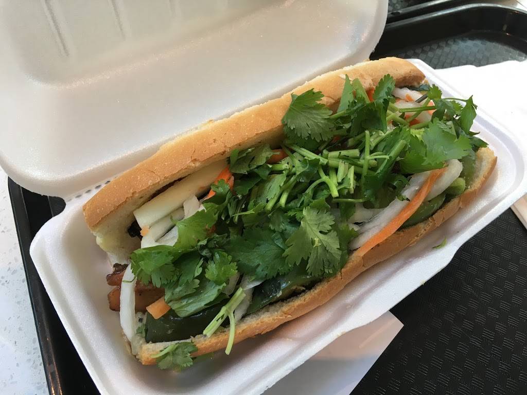 Pho Kitchen Dallas | restaurant | 8687 N Central Expy, Dallas, TX 75225, USA | 2147063595 OR +1 214-706-3595