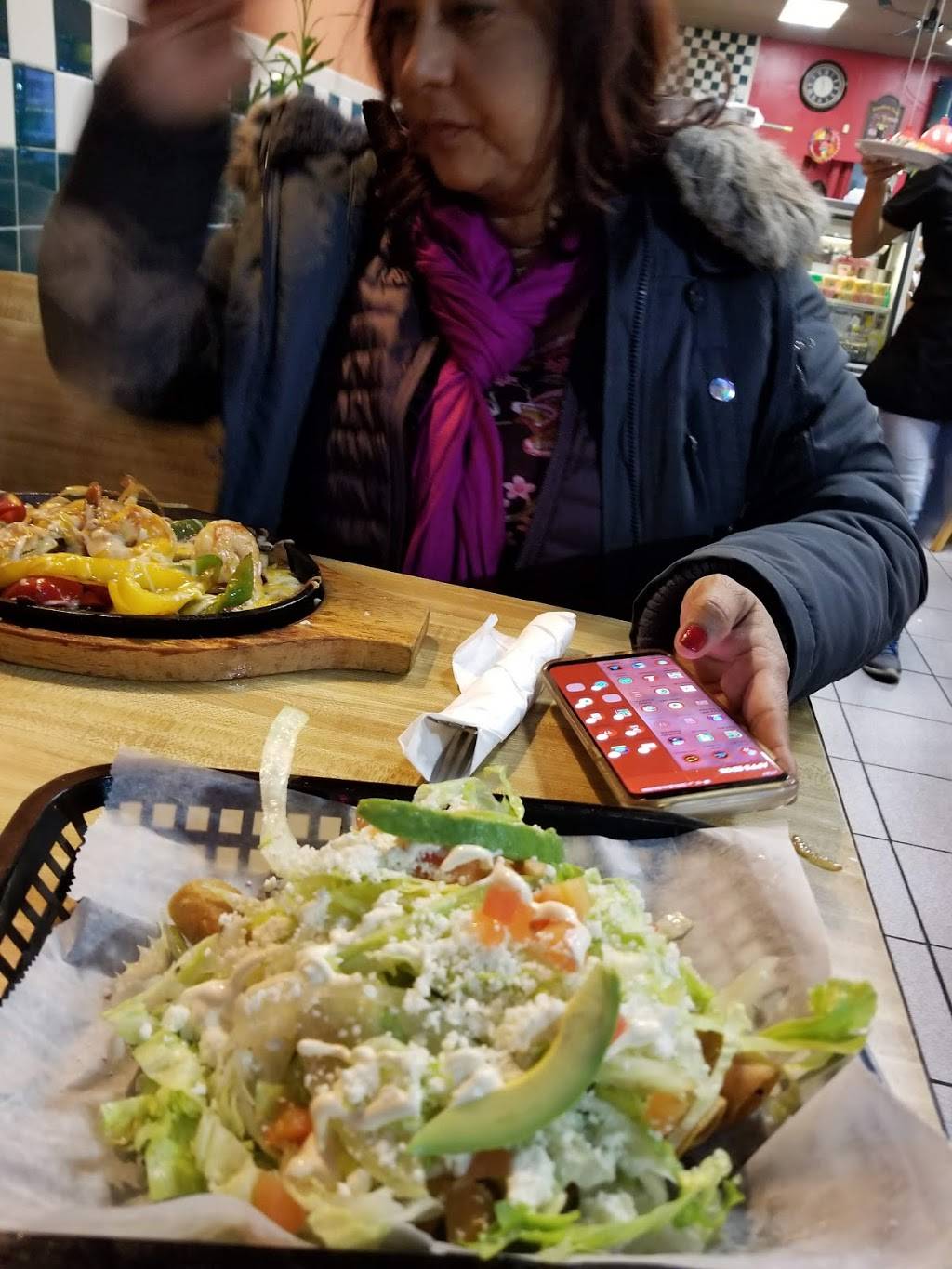 La Finca Restaurant | restaurant | 6 Elizabeth St, New Brunswick, NJ 08901, USA | 7326402626 OR +1 732-640-2626