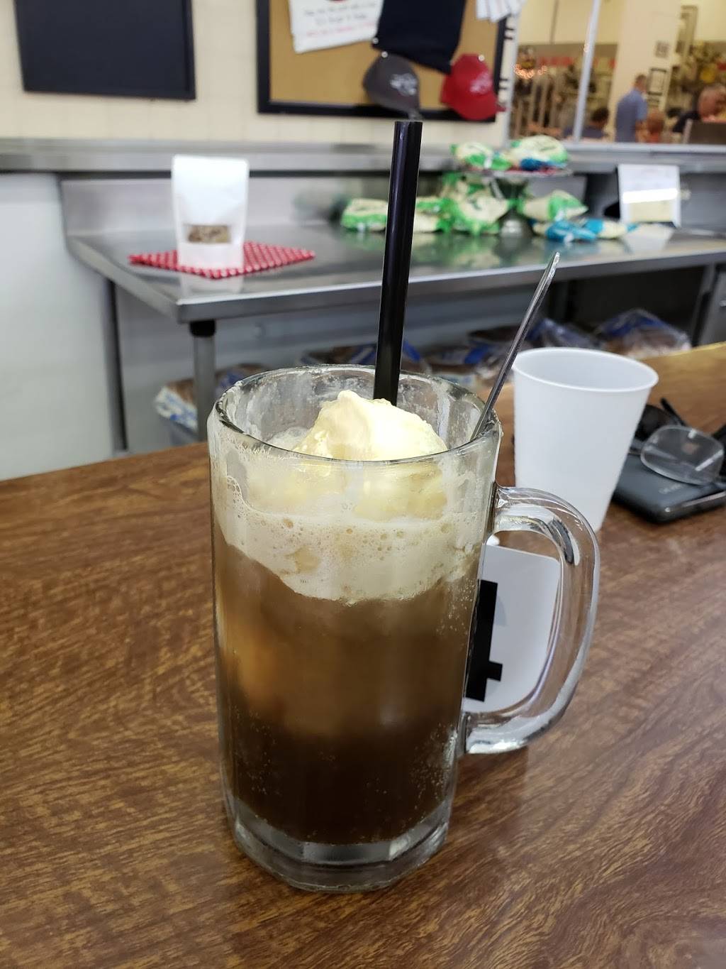 Woolworth Diner | restaurant | 1400 19th St, Bakersfield, CA 93301, USA | 6613210061 OR +1 661-321-0061