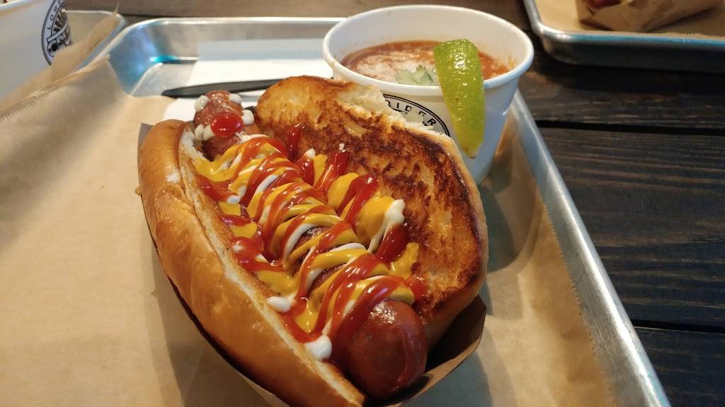 Barrio Dogg | restaurant | 2234 Logan Ave, San Diego, CA 92113, USA | 6195467889 OR +1 619-546-7889