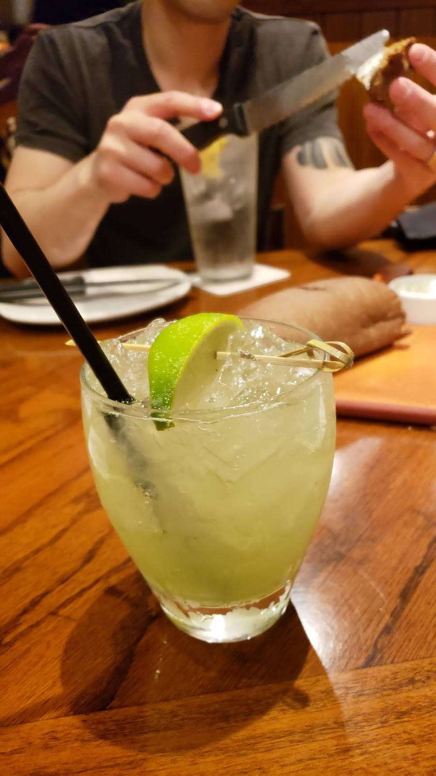 Outback Steakhouse | restaurant | 2701 E Central Texas Expy, Killeen, TX 76543, USA | 2546994164 OR +1 254-699-4164