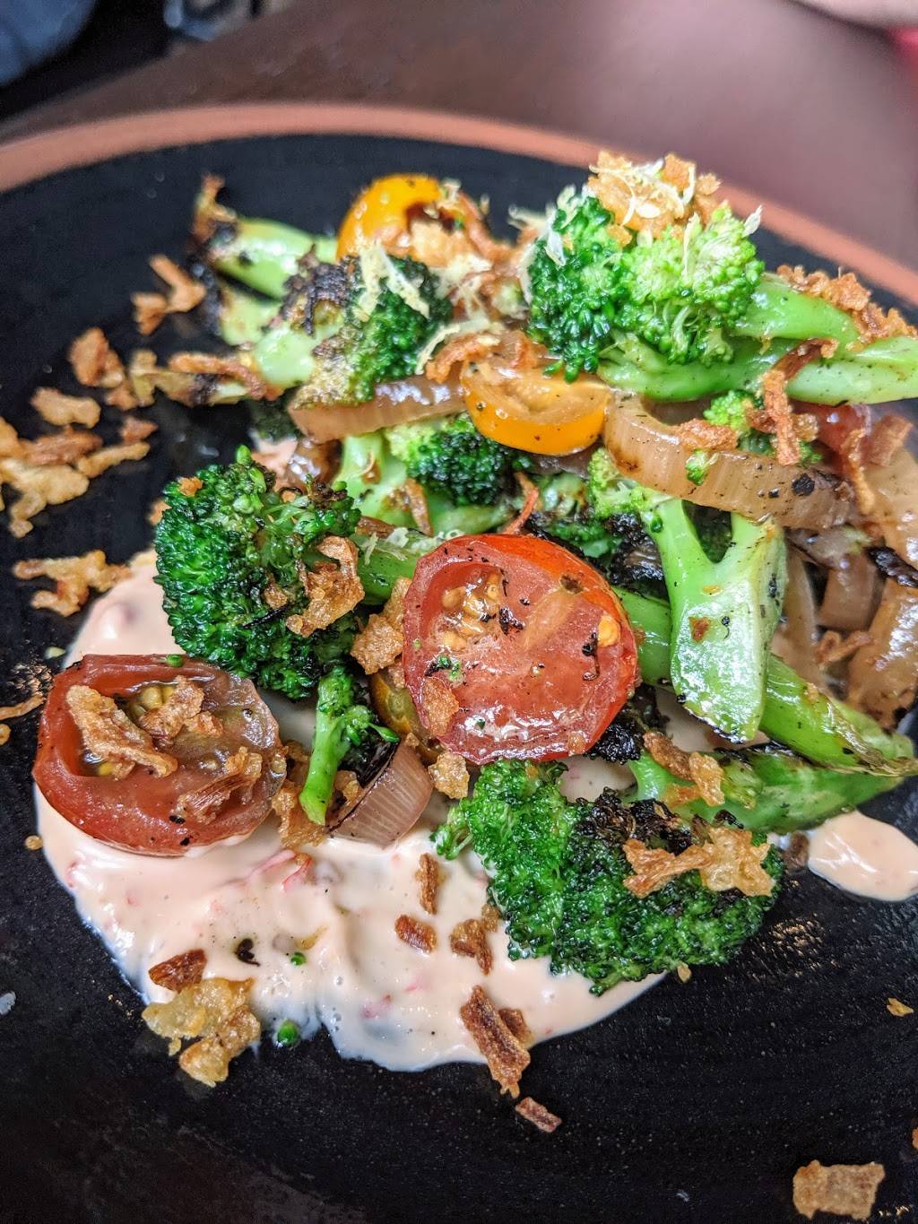 SeeSaw Kitchen + Bar | restaurant | 906 N High St, Columbus, OH 43201, USA | 6145020020 OR +1 614-502-0020