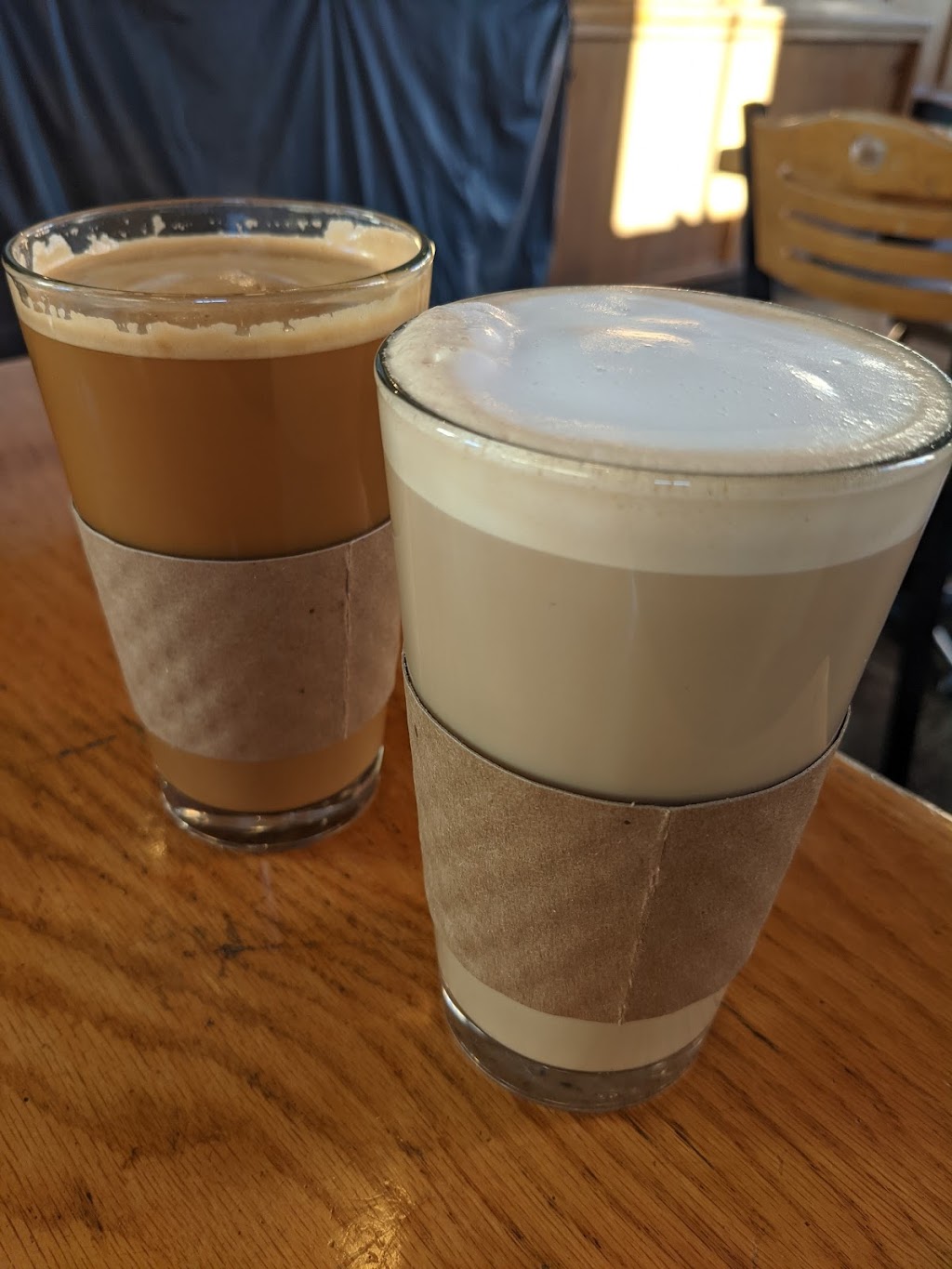 Headlands Coffeehouse | cafe | 120 E Laurel St, Fort Bragg, CA 95437, USA | 7079641987 OR +1 707-964-1987