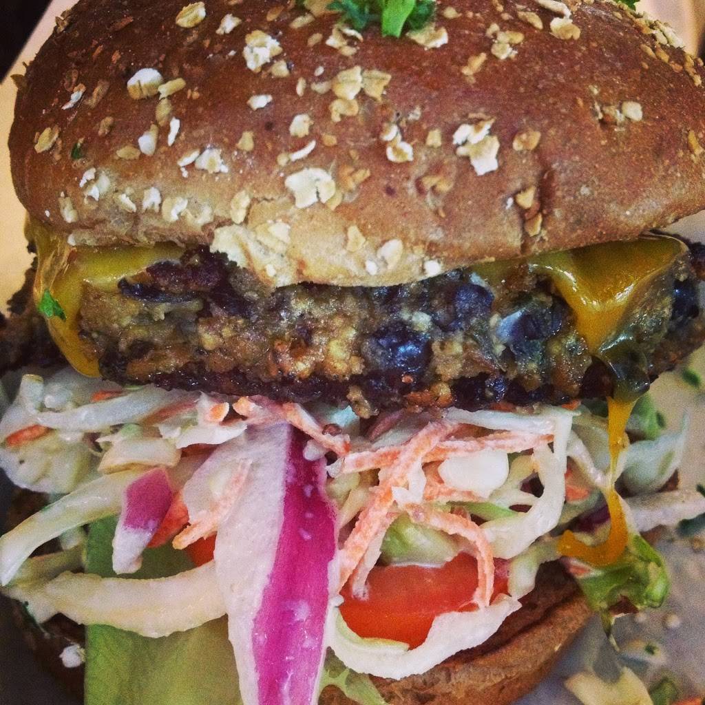 Sesame Burgers and Beer | restaurant | Citadel Mall 2070, Sam Rittenberg Blvd, Charleston, SC 29407, USA | 8437667770 OR +1 843-766-7770