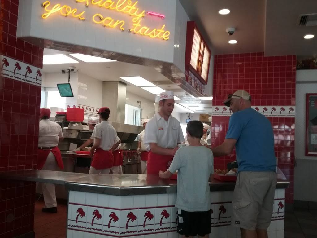 In-N-Out Burger | restaurant | 49188 Seminole Dr, Cabazon, CA 92230, USA | 8007861000 OR +1 800-786-1000