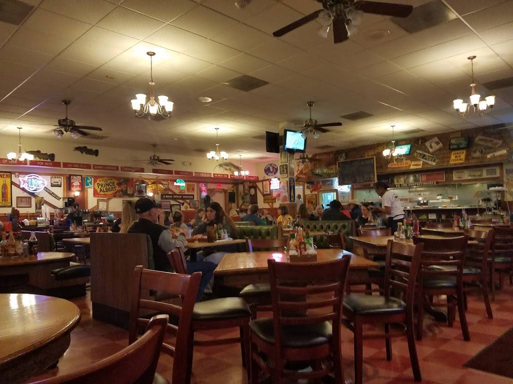 Catfish Parlour | restaurant | 4705 E Ben White Blvd, Austin, TX 78744, USA | 5124003601 OR +1 512-400-3601