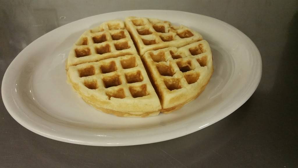 Shirleys Chuckwagon Cafe | restaurant | 202 Main St, Nashville, MI 49073, USA | 5178522201 OR +1 517-852-2201