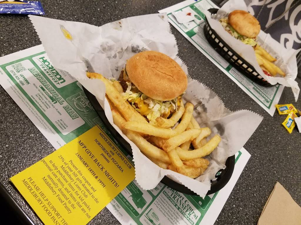 Northridge Pizzeria | restaurant | 422 S Main St, Middlebury, IN 46540, USA | 5748252565 OR +1 574-825-2565