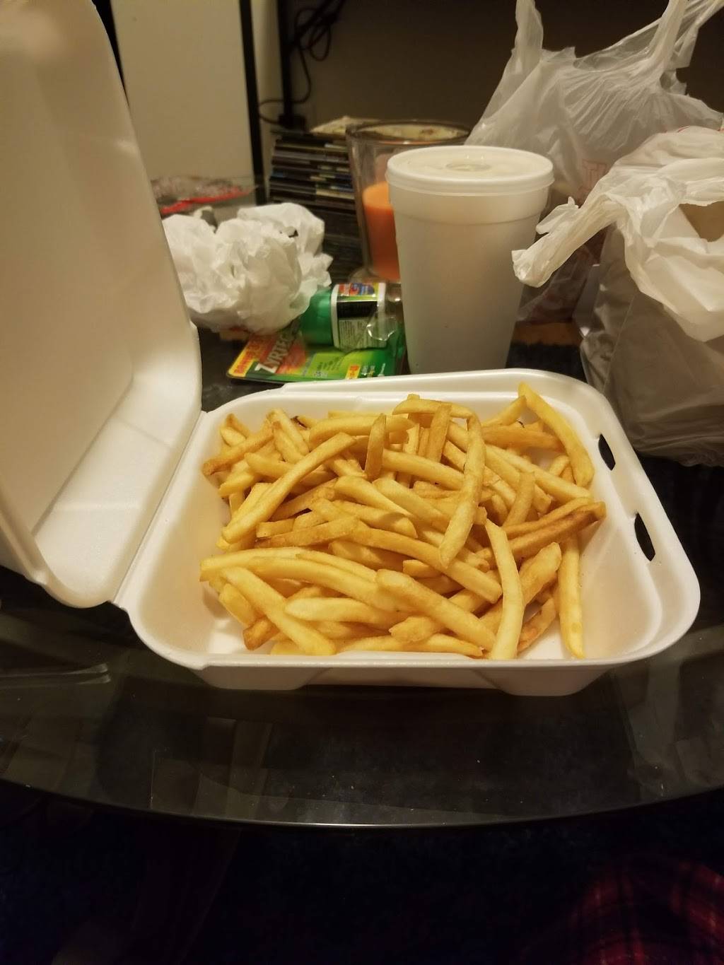 El Gallo Bravo | restaurant | 1429 W Montrose Ave, Chicago, IL 60613, USA | 7734045358 OR +1 773-404-5358