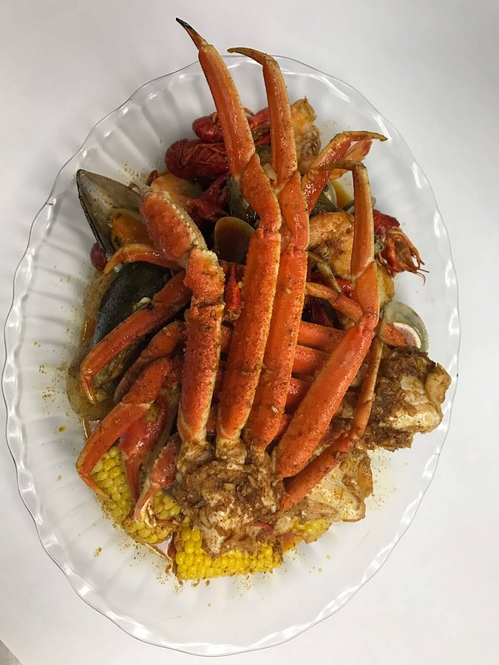 Boiling Cajun Seafood | restaurant | 1139 Main St, Paterson, NJ 07503, USA | 8623361788 OR +1 862-336-1788