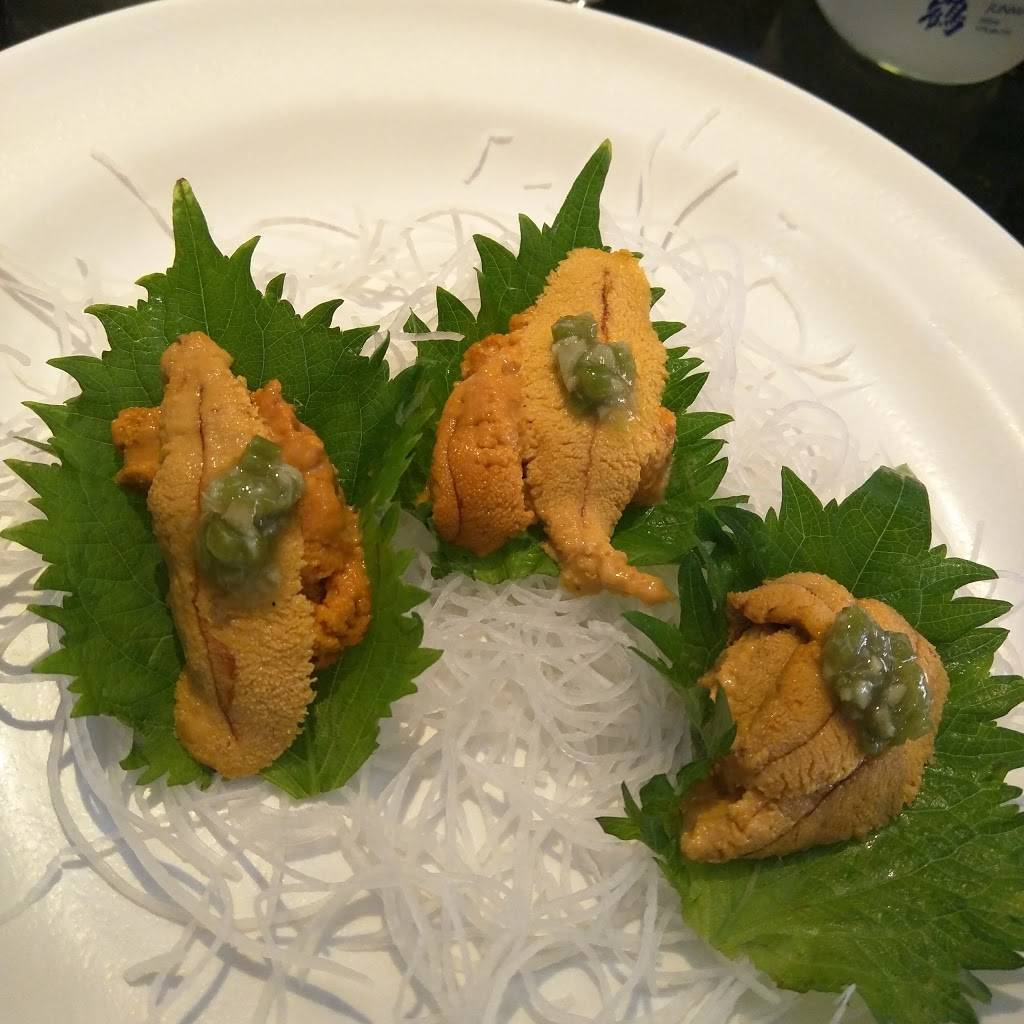 KIKU SUSHI | restaurant | 246 N Larchmont Blvd, Los Angeles, CA 90004, USA | 3234641323 OR +1 323-464-1323