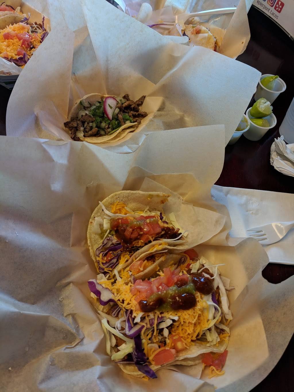 Pierpont tacos & Brew | restaurant | 1125 S Seaward Ave, Ventura, CA 93001, USA | 8056678706 OR +1 805-667-8706