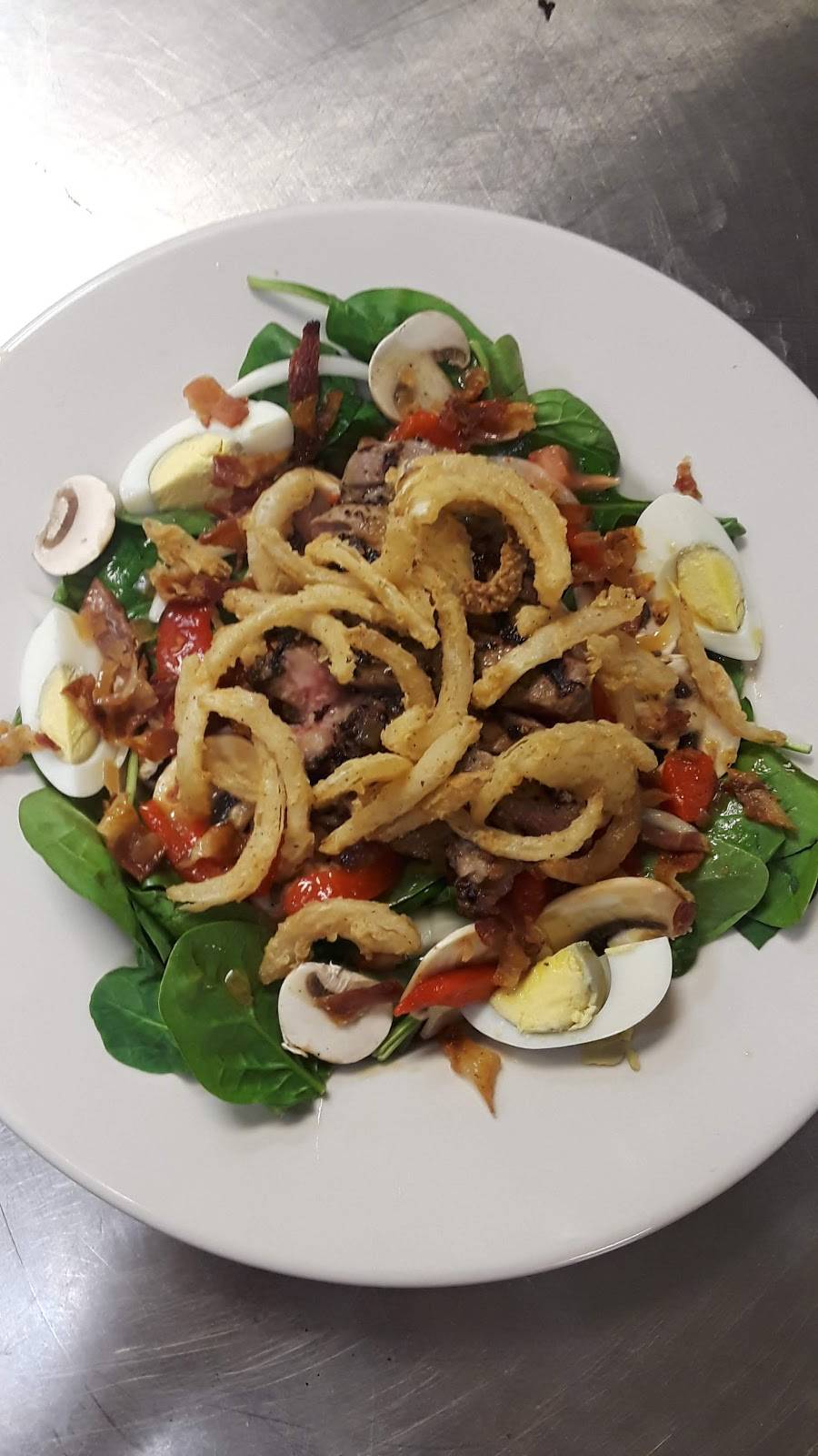 Shakers Backyard Bar & Grill | restaurant | 8942 Youngstown - Pittsburgh Rd, Poland, OH 44514, USA | 3307572476 OR +1 330-757-2476