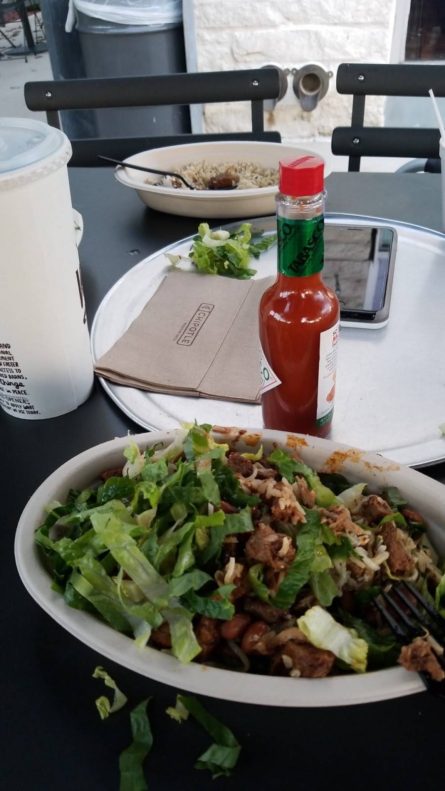 Chipotle Mexican Grill | restaurant | 3928 Broadway St, San Antonio, TX 78209, USA | 2108329812 OR +1 210-832-9812