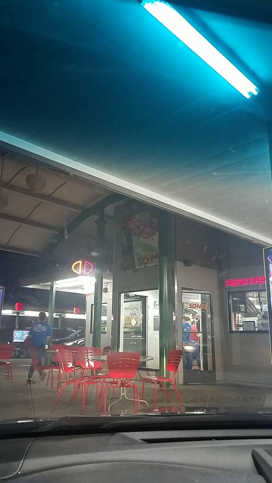 Sonic Drive-In | restaurant | 2219 Madison St, Clarksville, TN 37043, USA | 9316459273 OR +1 931-645-9273