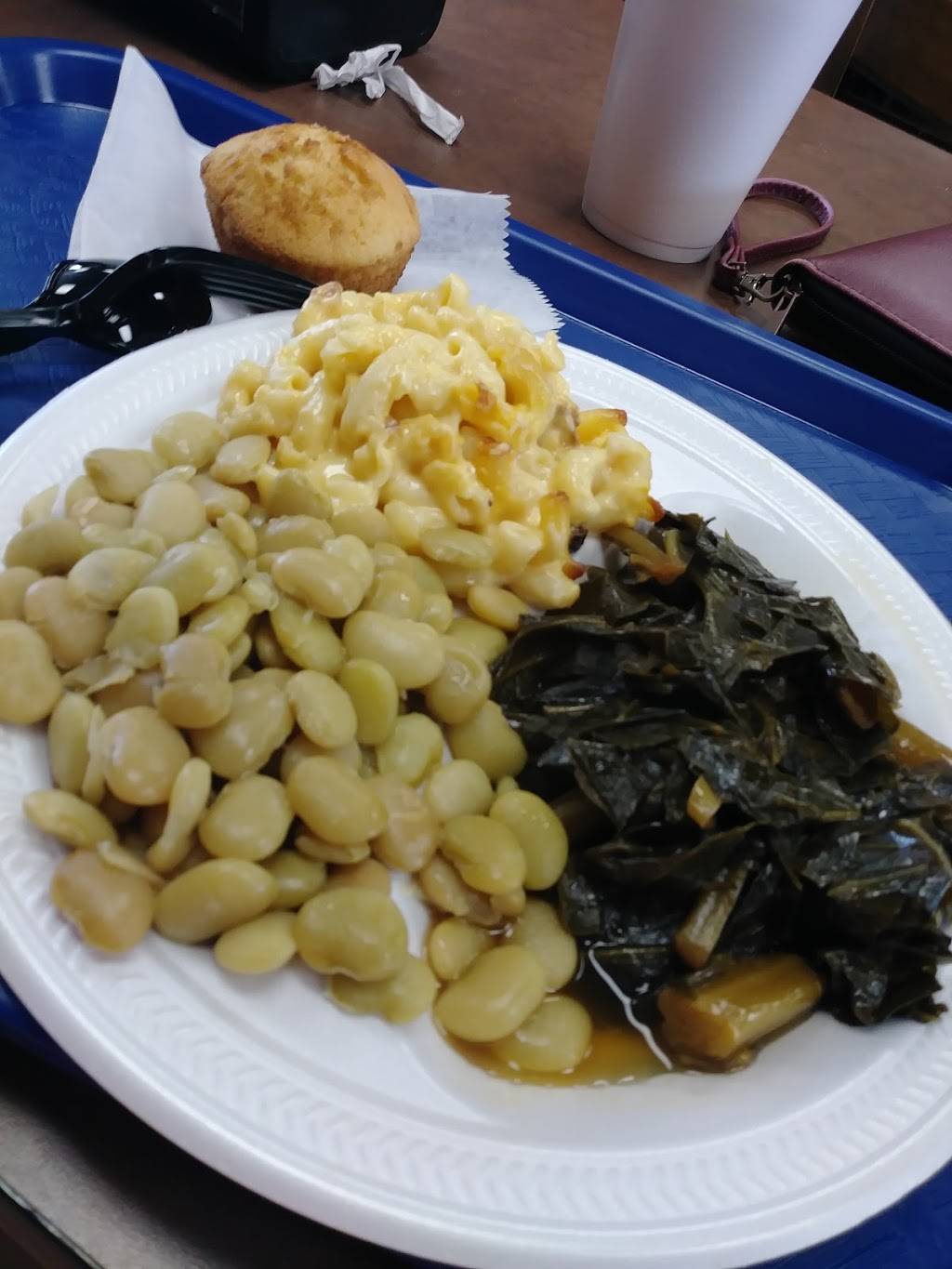 Nanas Soul Food Kitchen | restaurant | 2908 Oak Lake Blvd #106, Charlotte, NC 28208, USA | 7043573700 OR +1 704-357-3700