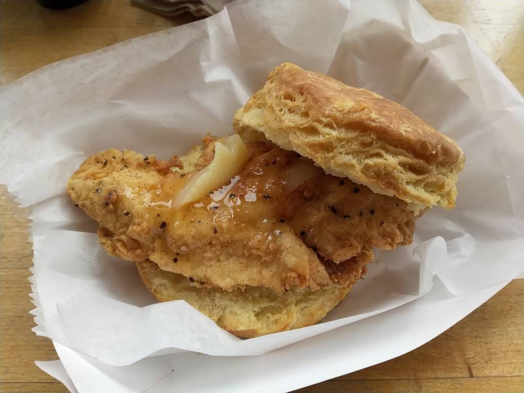 The Pub Chip Shop | restaurant | 1830 E Carson St, Pittsburgh, PA 15203, USA | 4123812447 OR +1 412-381-2447