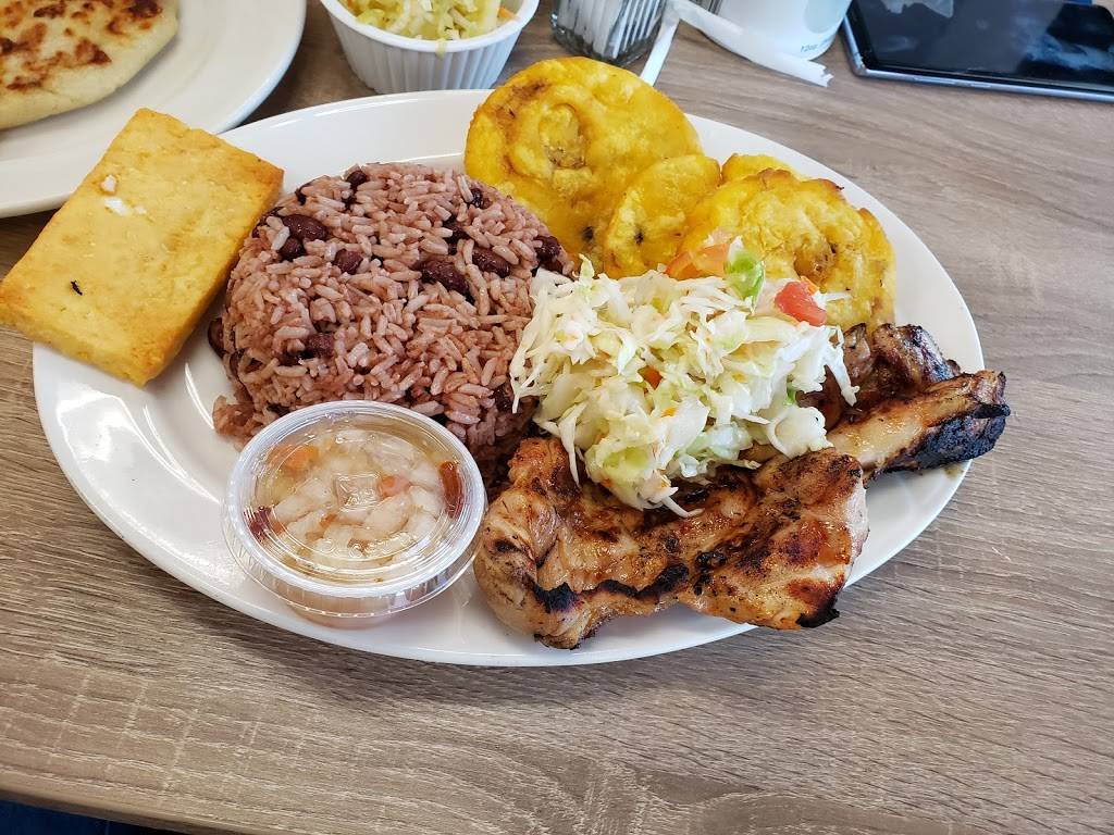 Daysis Gusto | restaurant | 625 S Riverside Ave I, Rialto, CA 92376, USA | 9099905758 OR +1 909-990-5758