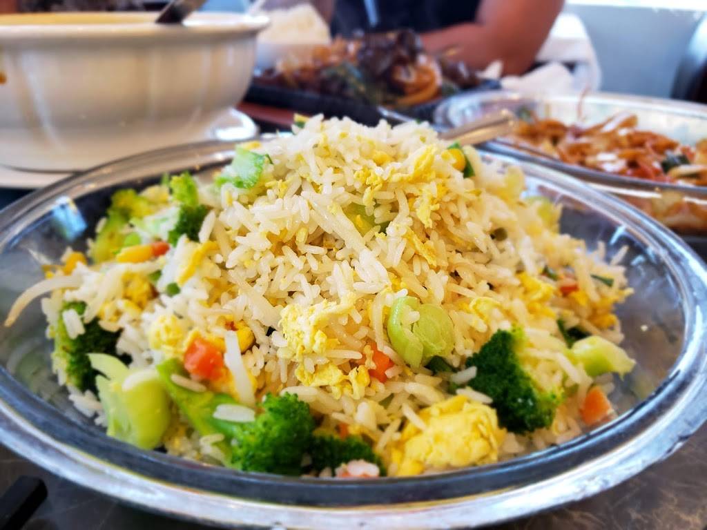 Backyard Garden Restaurant | restaurant | 3636 Steeles Ave E, Markham, ON L3R 1K9, Canada | 9054158988 OR +1 905-415-8988