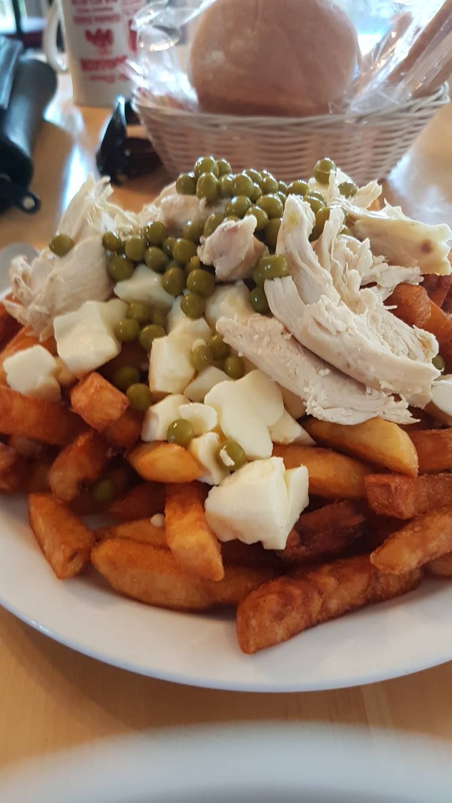 Resto St-Denis Poulet Pizza | restaurant | 1730 222 Rte, Saint-Denis-de-Brompton, QC J0B 2P0, Canada | 8198462525 OR +1 819-846-2525