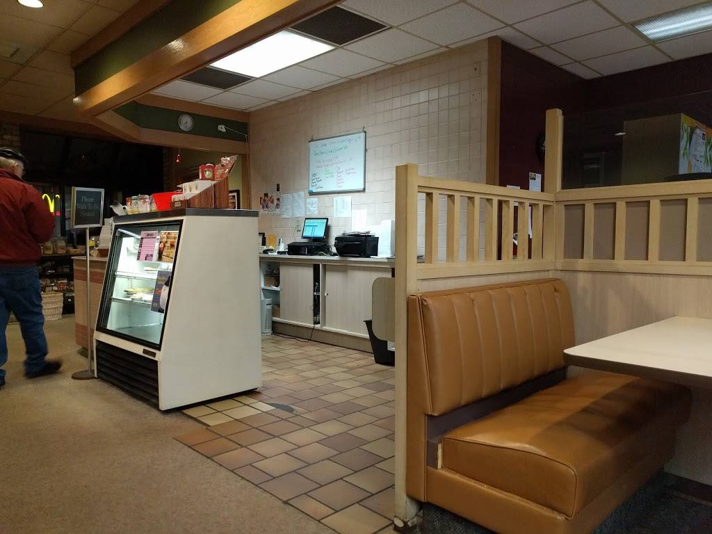 Richards Restaurant | restaurant | 3605 Commerce Dr, Warsaw, IN 46580, USA | 5742673244 OR +1 574-267-3244