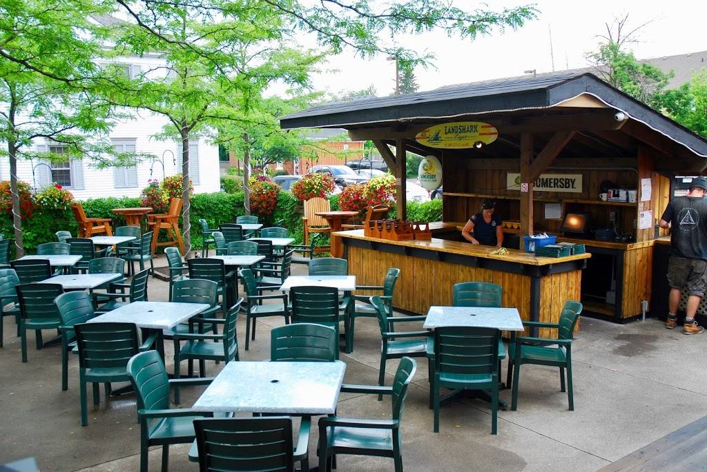 Royal Coachman | restaurant | 1 Main St N, Waterdown, ON L0R 2H5, Canada | 9056895952 OR +1 905-689-5952