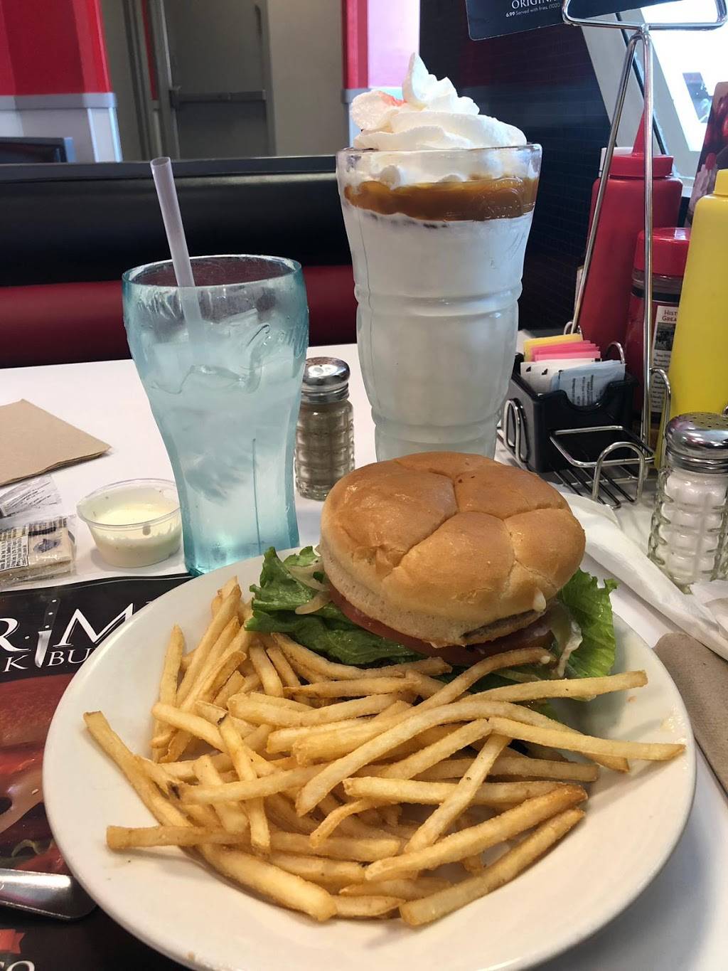 Steak n Shake | restaurant | 14909 Thatcher Ln, Carmel, IN 46032, USA | 3175800890 OR +1 317-580-0890