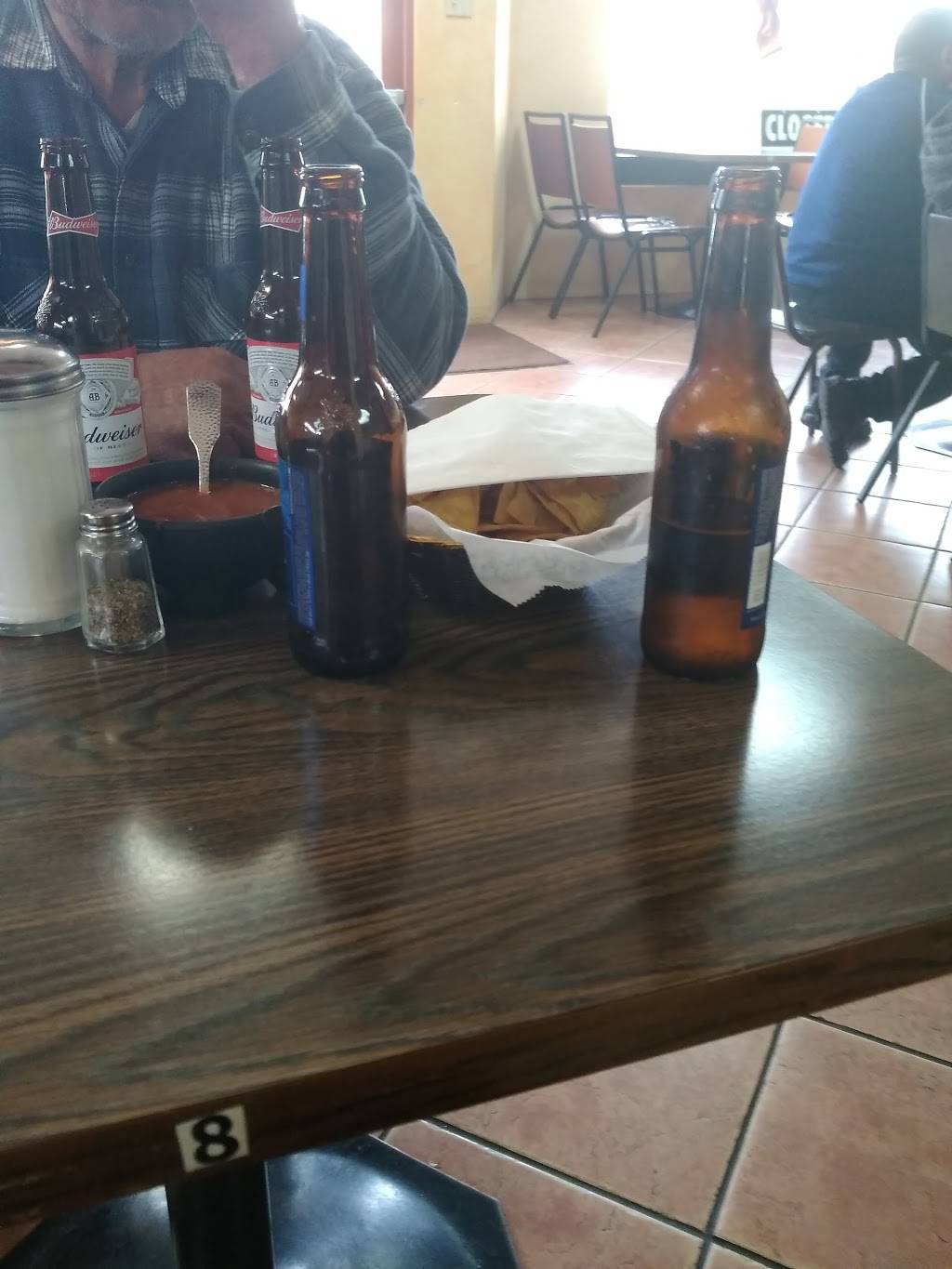 Carlitos II | restaurant | 15 W Curtis St, Salinas, CA 93906, USA | 8314449638 OR +1 831-444-9638