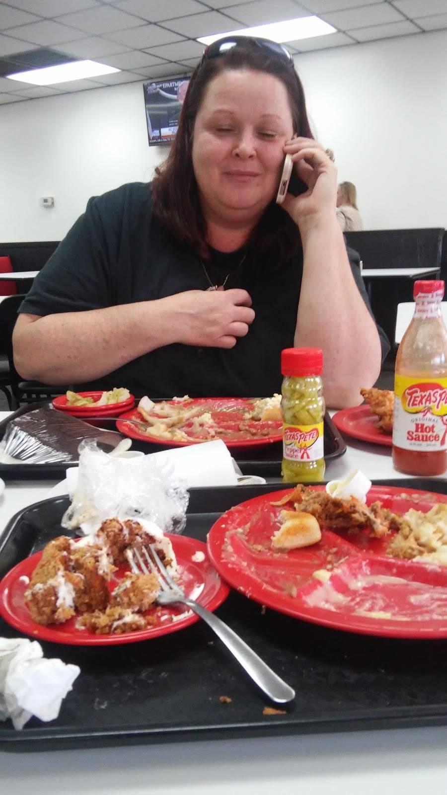 Gills Grill | restaurant | 1511 Abutment Rd, Dalton, GA 30721, USA | 7062786888 OR +1 706-278-6888