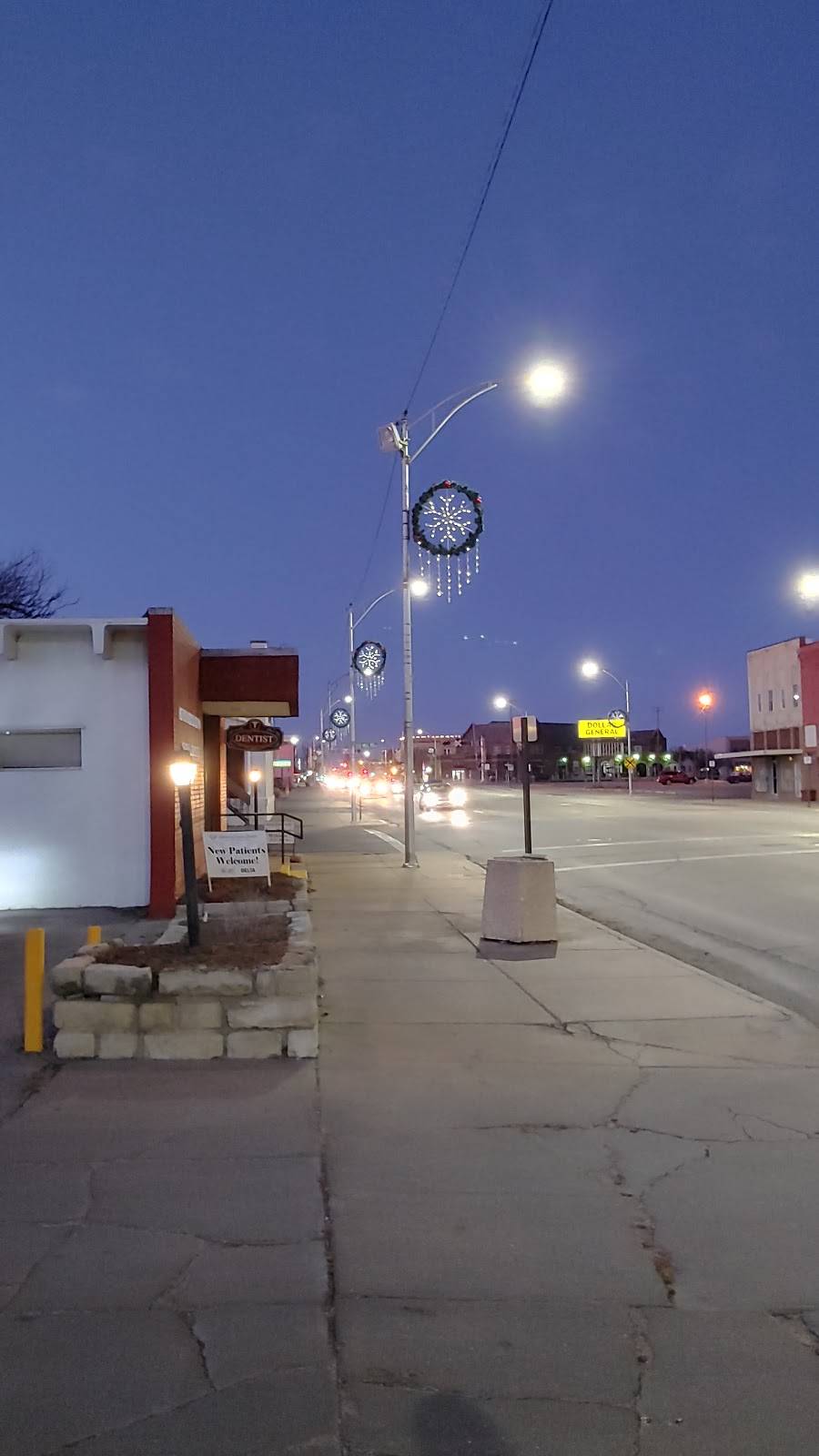 The Breadbasket | bakery | 219 N Main St, Newton, KS 67114, USA | 3162833811 OR +1 316-283-3811