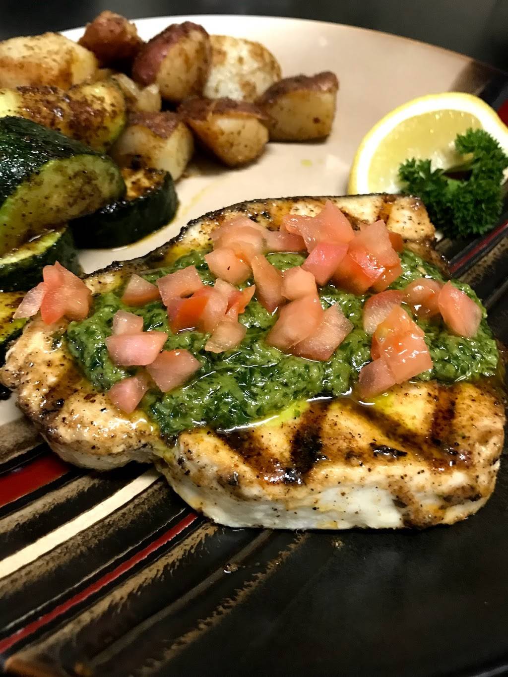 Mikes Seafood | restaurant | 830 Point Brown Ave NE, Ocean Shores, WA 98569, USA | 3602890532 OR +1 360-289-0532