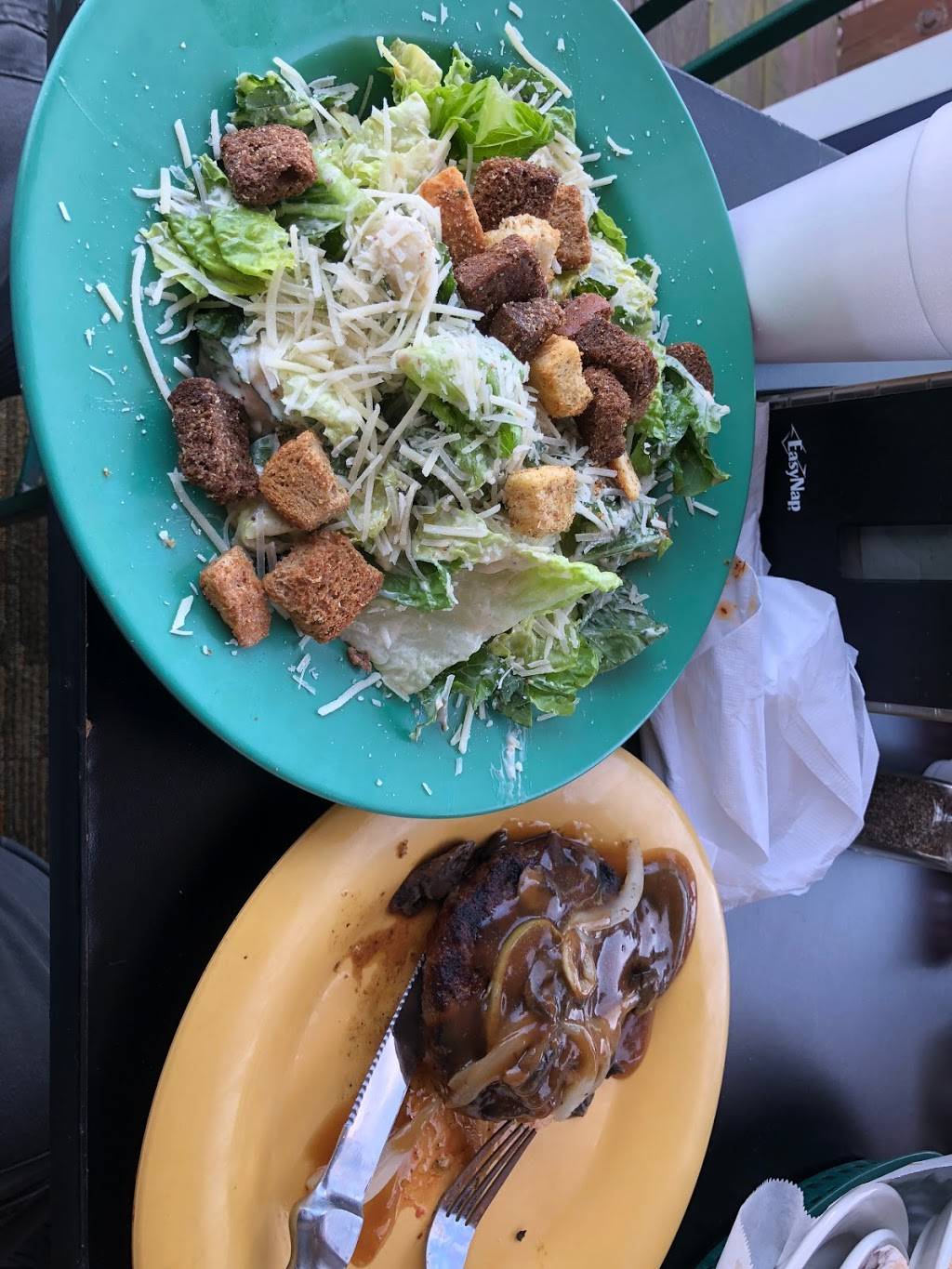 Twisted Oar | restaurant | 6900 Lanier Islands Pkwy, Buford, GA 30518, USA | 6787147572 OR +1 678-714-7572