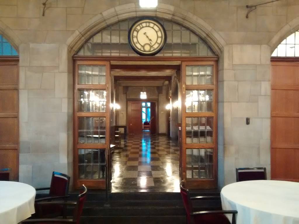 Quadrangle Club | night club | 1155 E 57th St, Chicago, IL 60637, USA | 7737022550 OR +1 773-702-2550