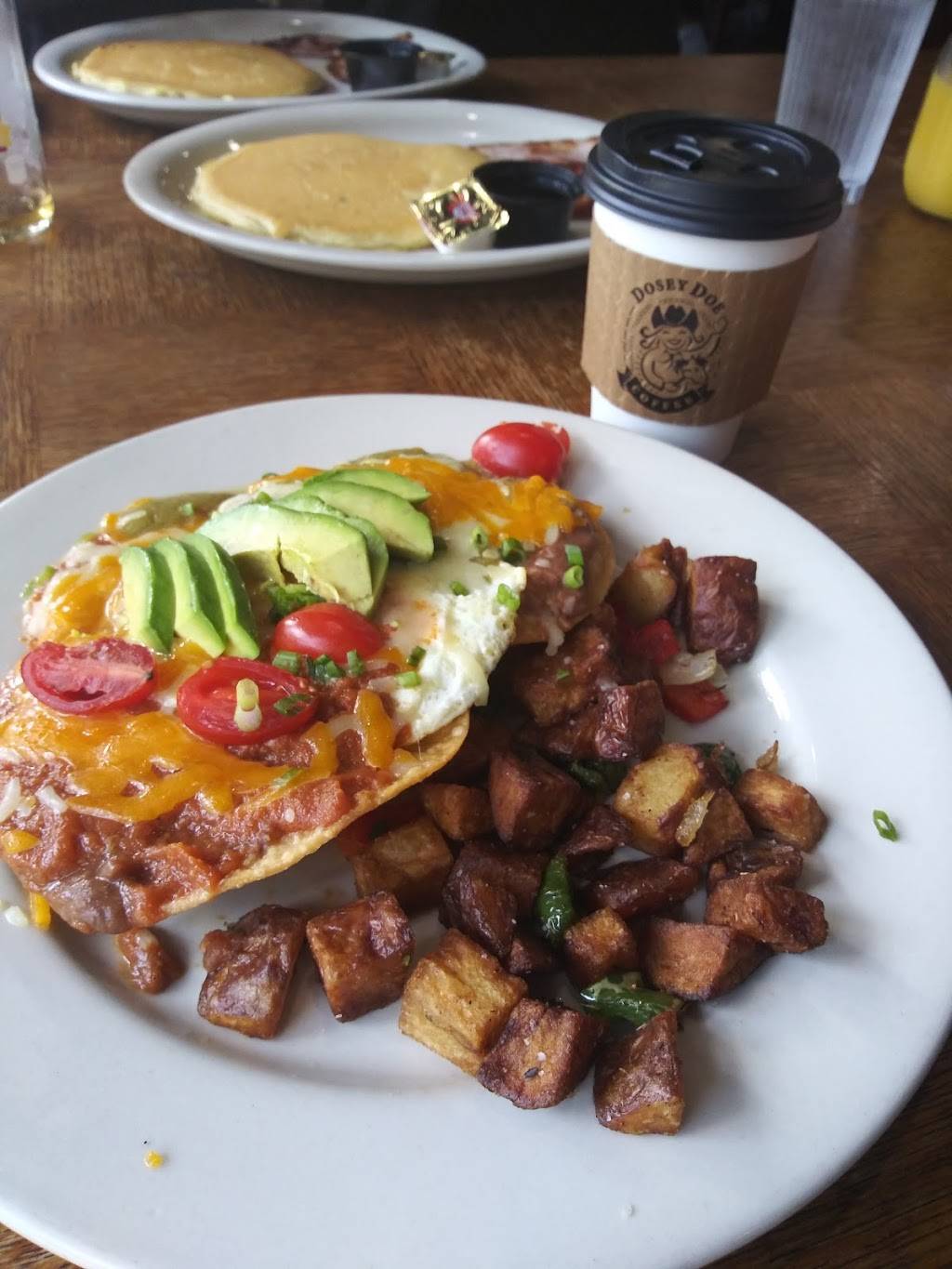 Dosey Doe Breakfast & BBQ | restaurant | 2626 Research Forest Dr B, The Woodlands, TX 77381, USA | 8328234414 OR +1 832-823-4414