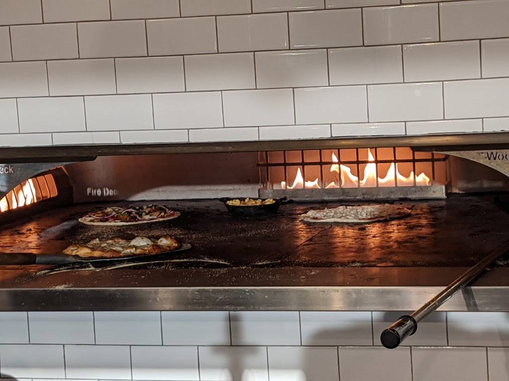 Fired Pie | restaurant | 2015 S Alma School Rd, Mesa, AZ 85210, USA | 4806561283 OR +1 480-656-1283