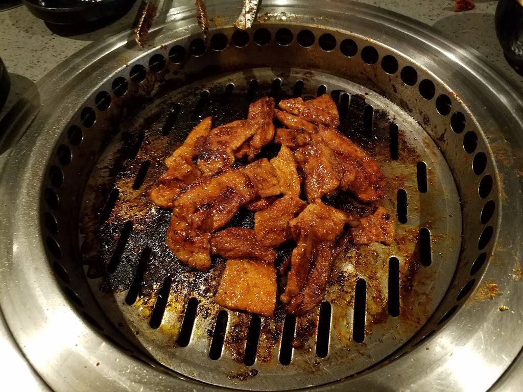 K-Pot Korean BBQ & Hot Pot | restaurant | 300 NJ-18, East Brunswick, NJ 08816, USA | 7322102704 OR +1 732-210-2704