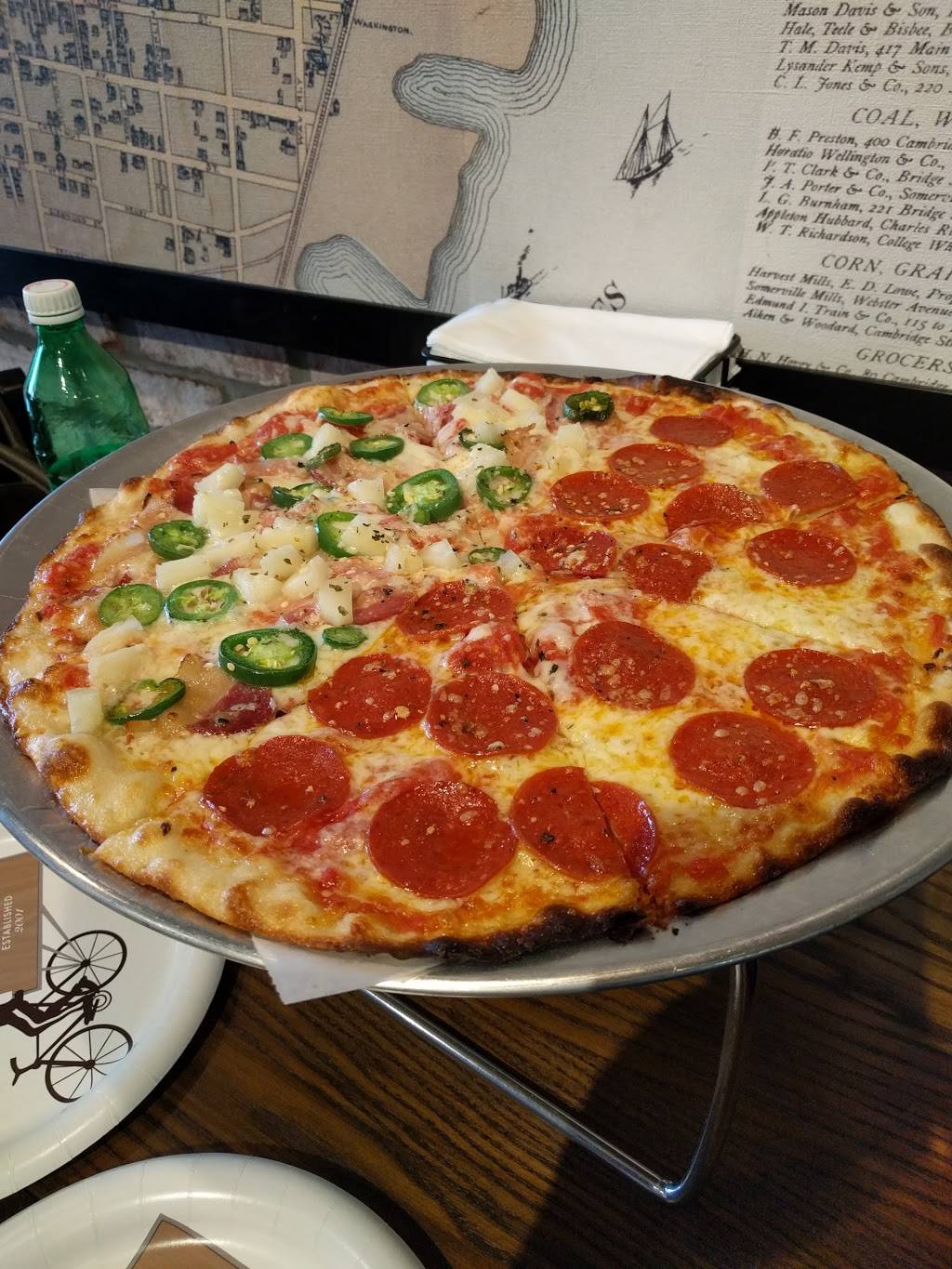 Upper Crust Pizzeria | restaurant | 1782 Massachusetts Ave, Cambridge, MA 02140, USA | 6174921111 OR +1 617-492-1111