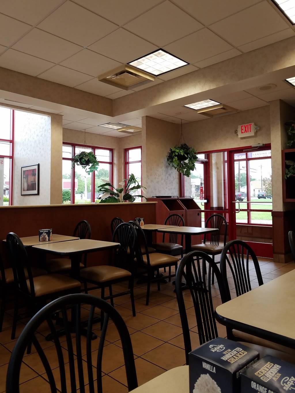 Arbys | restaurant | 3573 Springdale Rd, Cincinnati, OH 45251, USA | 5133851100 OR +1 513-385-1100