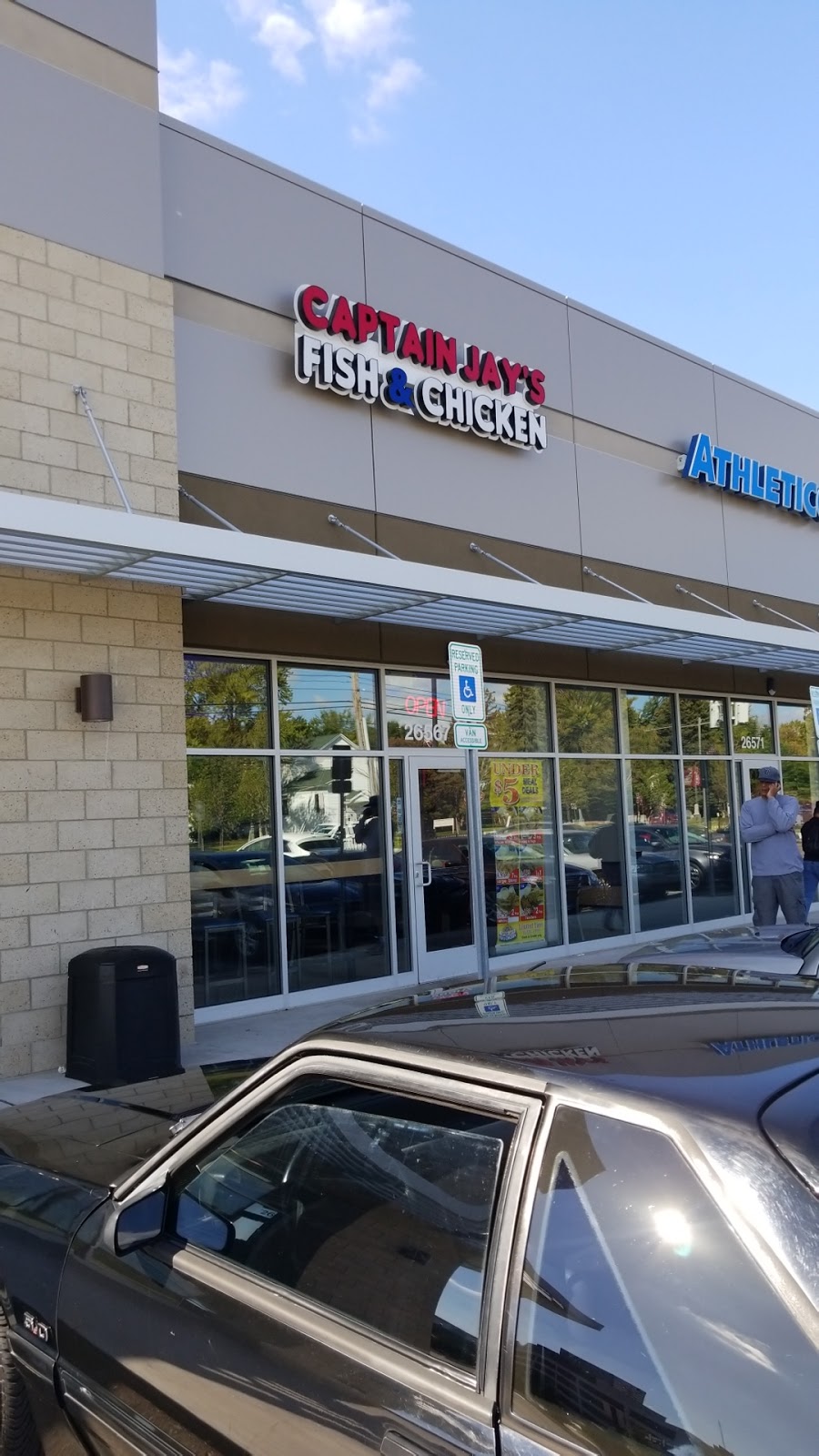 Captain Jays Fish & Chicken | restaurant | 26567 Evergreen Rd, Southfield, MI 48075, USA | 2483573474 OR +1 248-357-3474