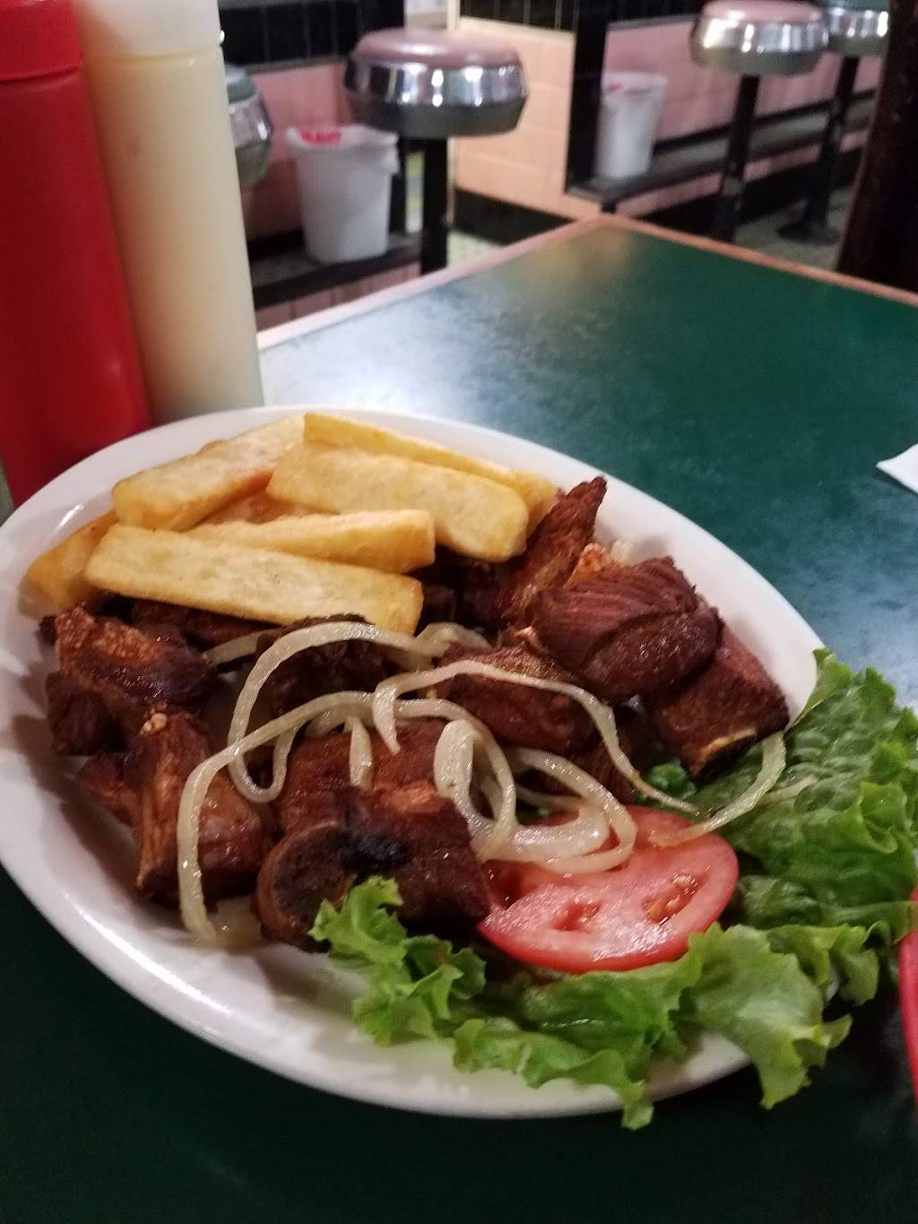 Tropical Cafe | restaurant | 22 Rawlins Ave, Marlborough, MA 01752, USA | 5084855399 OR +1 508-485-5399