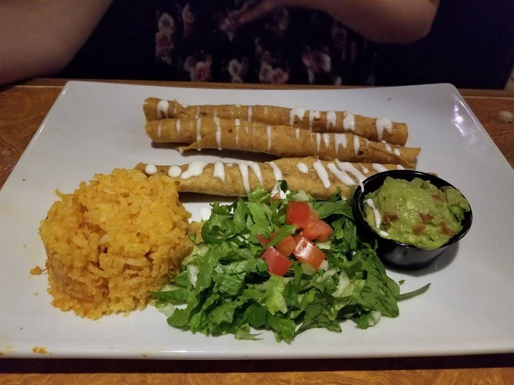 La Parrilla Suiza | restaurant | 4250 W Ina Rd, Tucson, AZ 85741, USA | 5205727200 OR +1 520-572-7200