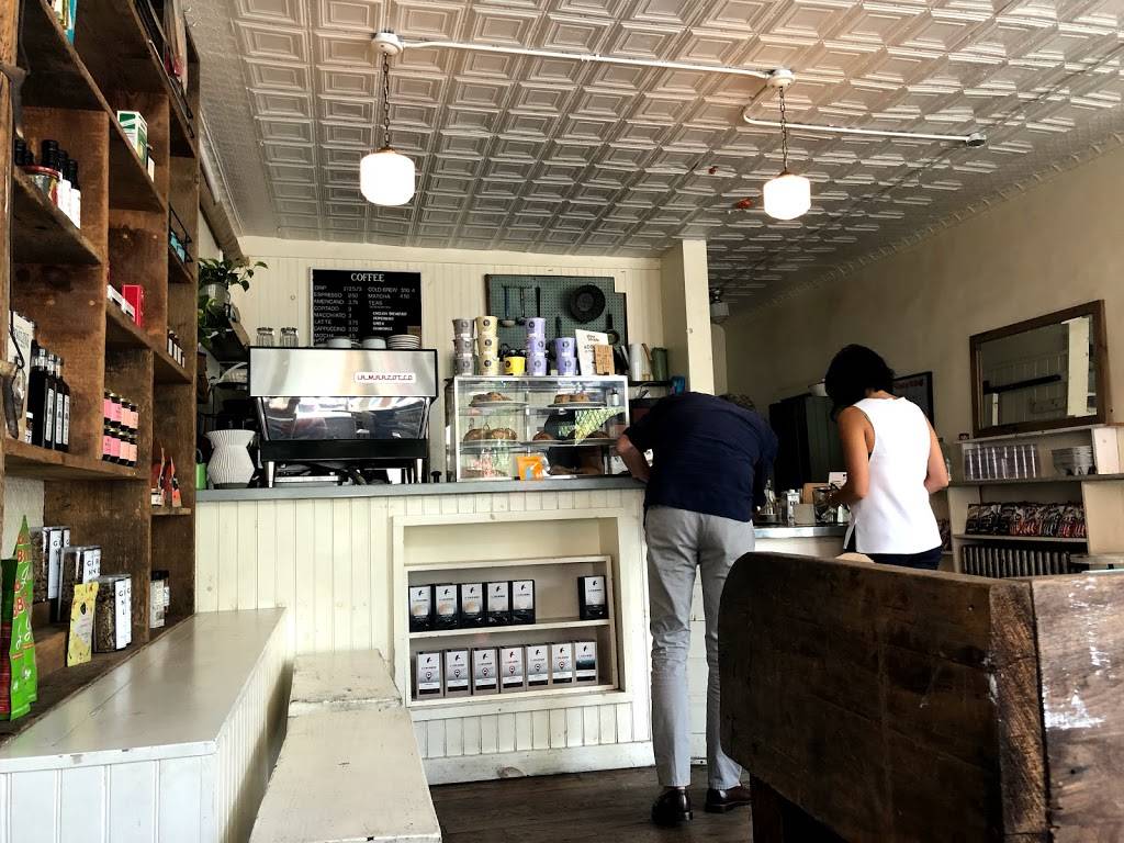 Littleneck Outpost | meal takeaway | 128 Franklin St, Brooklyn, NY 11222, USA | 7183833080 OR +1 718-383-3080