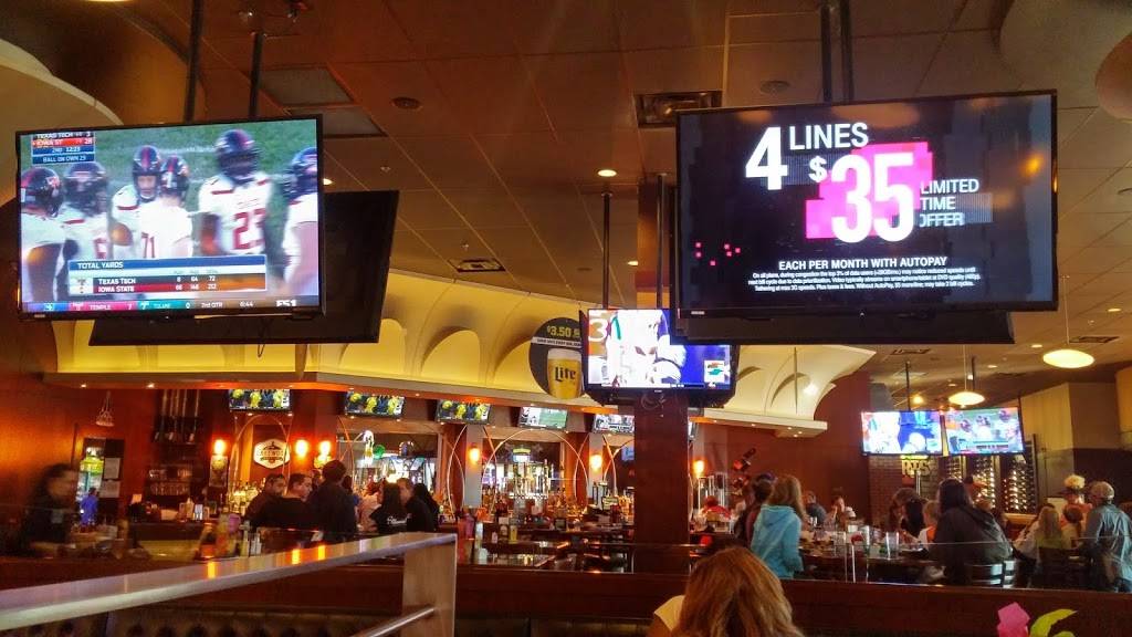 Dave & Busters | restaurant | 425 Curtis Mathes Way, Arlington, TX 76018, USA | 8175252501 OR +1 817-525-2501