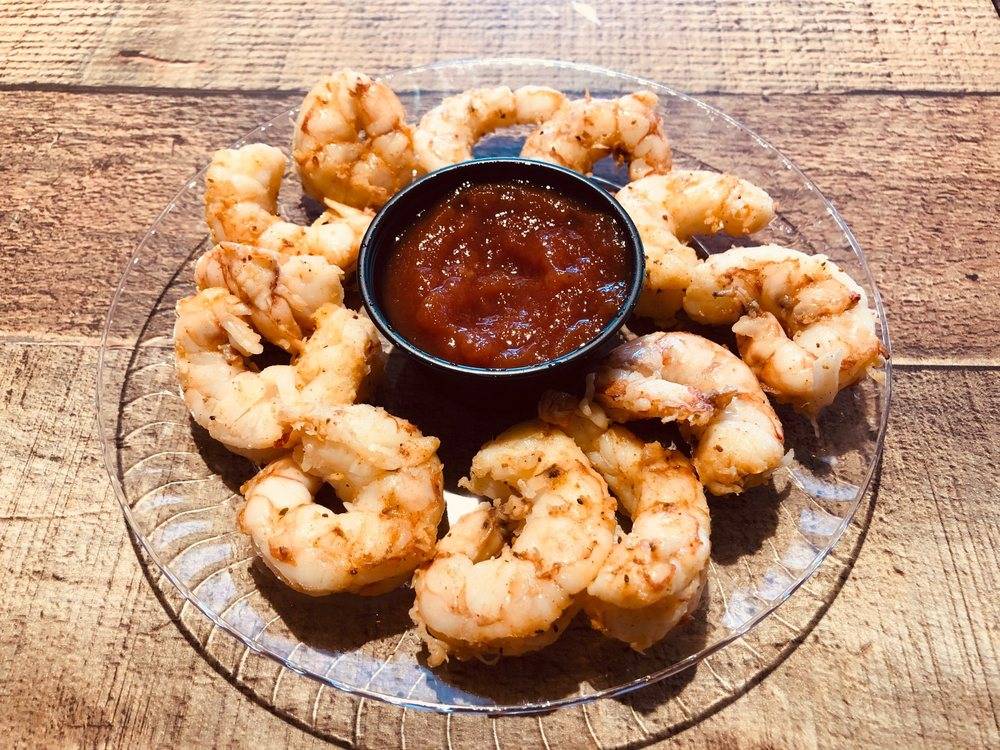 The Colonial Trail Seafood Market | restaurant | 580 Colonial Trail E, Surry, VA 23883, USA | 7572940580 OR +1 757-294-0580