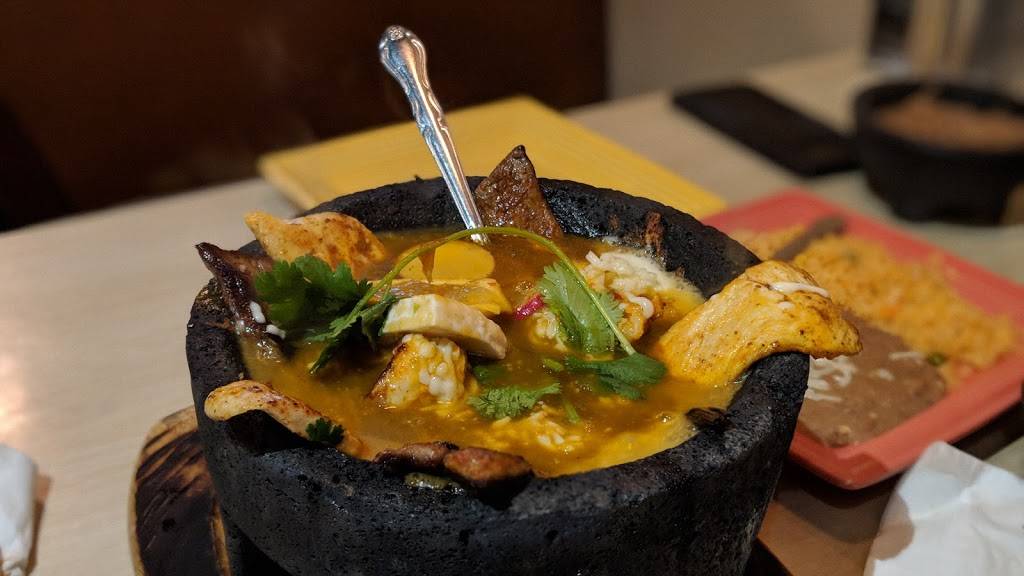 La Parrilla Mexican Restaurant & Bar | restaurant | 1700 McHenry Ave Suite 6, Modesto, CA 95350, USA | 2095233773 OR +1 209-523-3773