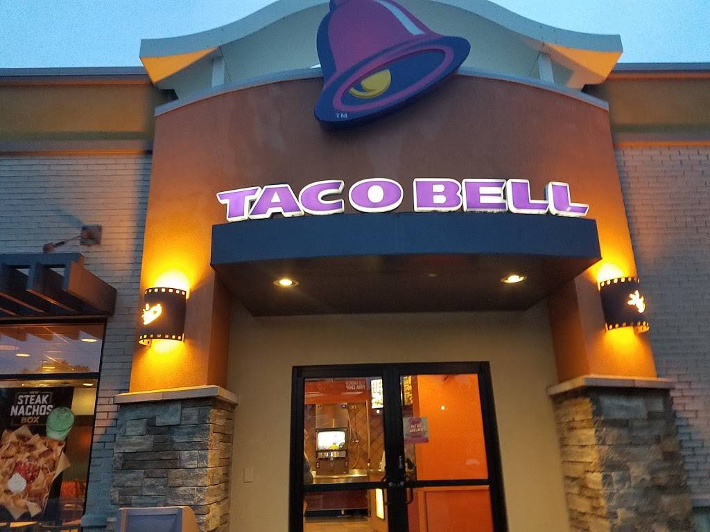 Taco Bell | meal takeaway | 2410 E Rand Rd, Arlington Heights, IL 60004, USA | 8472537675 OR +1 847-253-7675