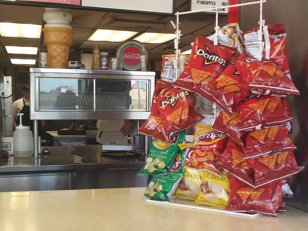 Frosty Drive N | restaurant | 1002 Fort Worth Dr, Denton, TX 76205, USA | 9403875449 OR +1 940-387-5449